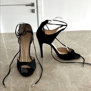 Ivanka Trump Elegant Black Lace-Up Heels sz 10 black suede